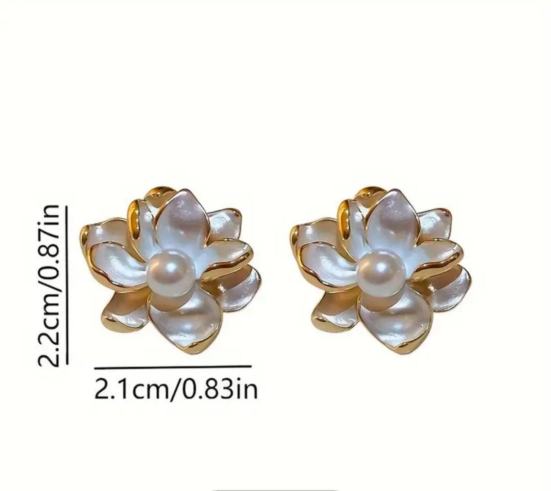 Blossom Pearl Stud Earrings