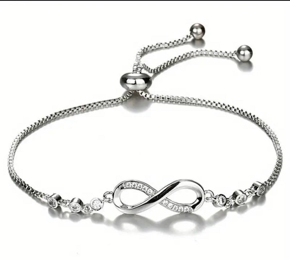 Infinity sparkle bracelet